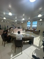 1ª SESSÃO EXTRAORDINÁRIA DE 2026: CÂMARA MUNICIPAL VOTA PROJETOS DO EXECUTIVO E DO LEGISLATIVO